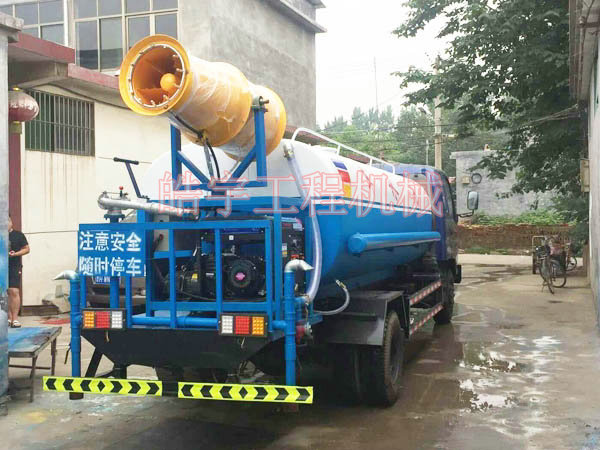 小灑水車(chē)